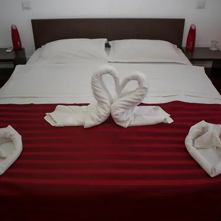 Hotel Thomas 3*
